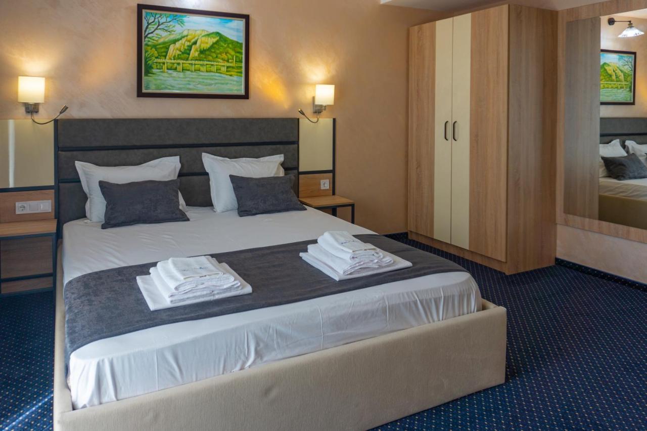 Хотел Ариел / Hotel Ariel Mizara Kültér fotó